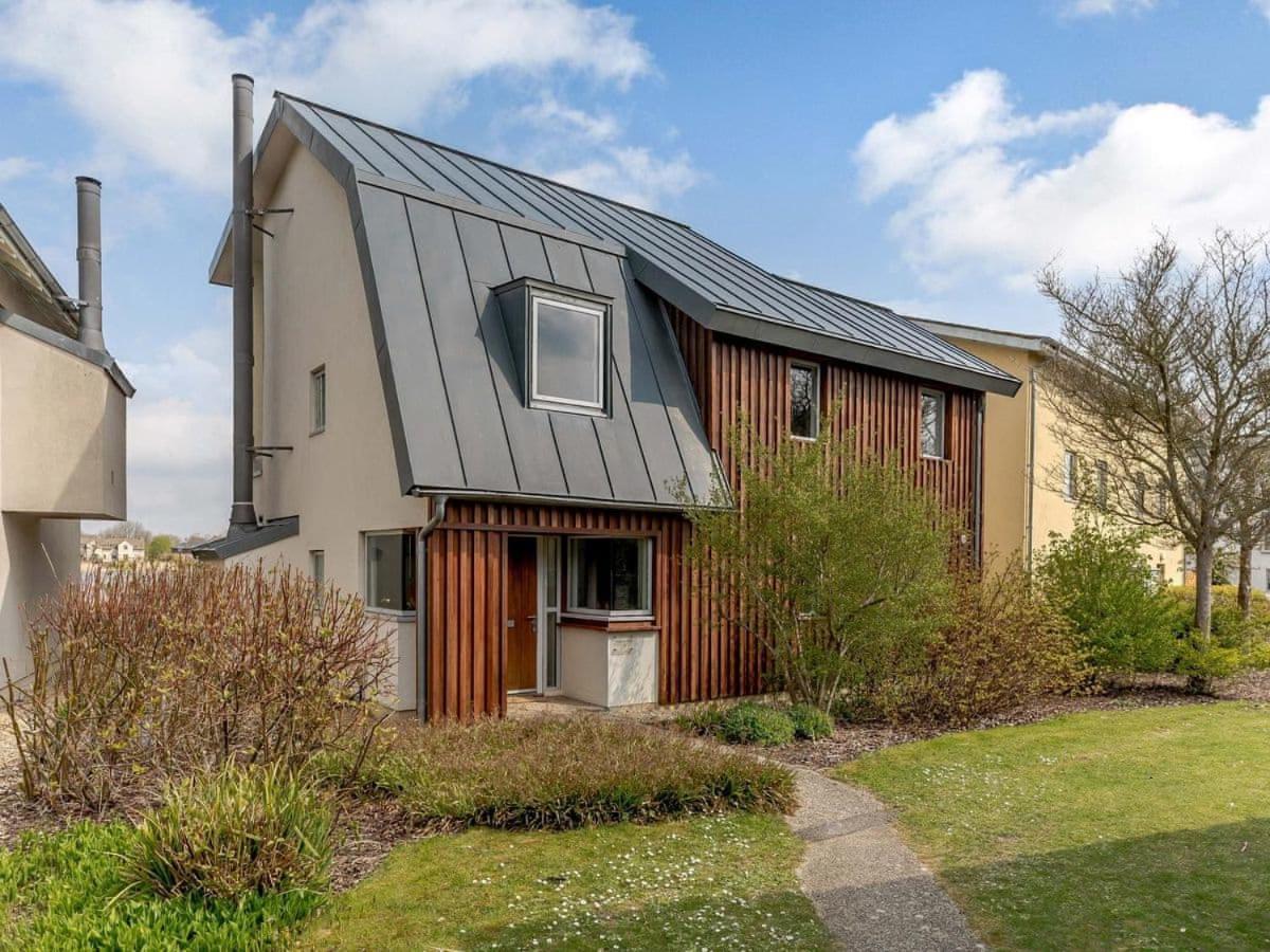Cotswolds Lakehouse, With Hot Tub & Spa Access, Lower Mill Estate Somerford Keynes Kültér fotó